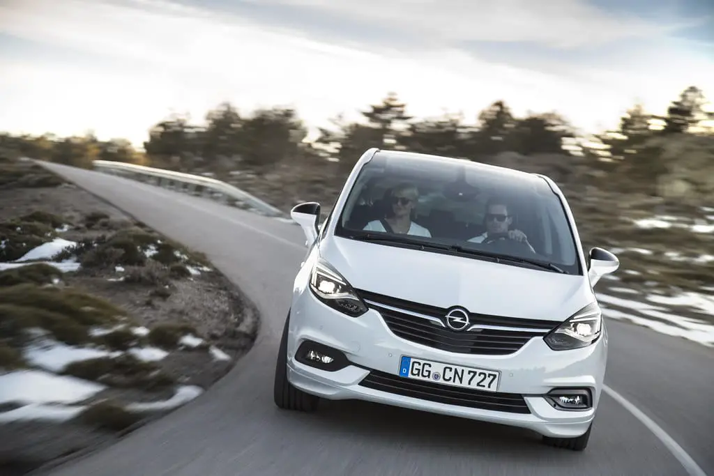 8 Cars Similar to Opel Zafira